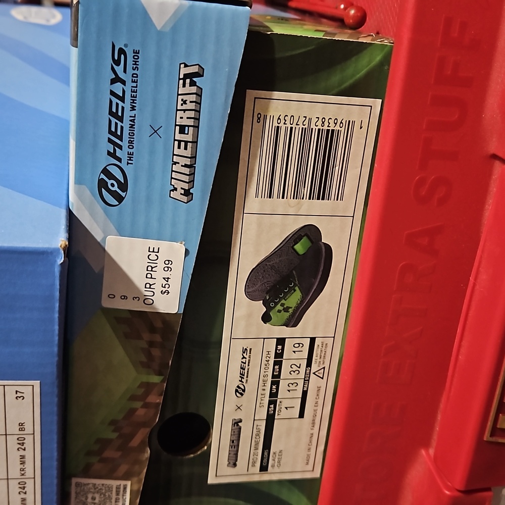 Minecraft Heelys size 13 Boy BRAND NEW NEVER WORN